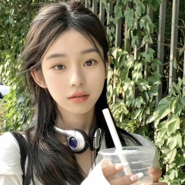 黑白游龙